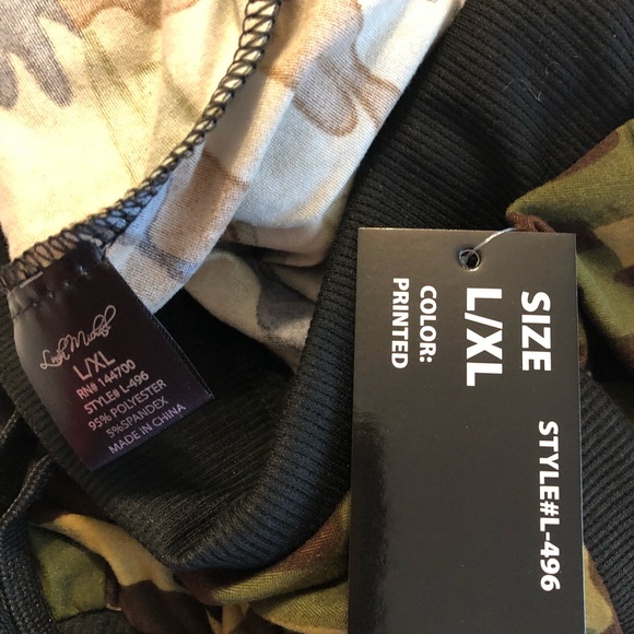 ⬇️2️⃣5️⃣Camo Capri Pants  L/XL. NWT - Picture 4 of 6